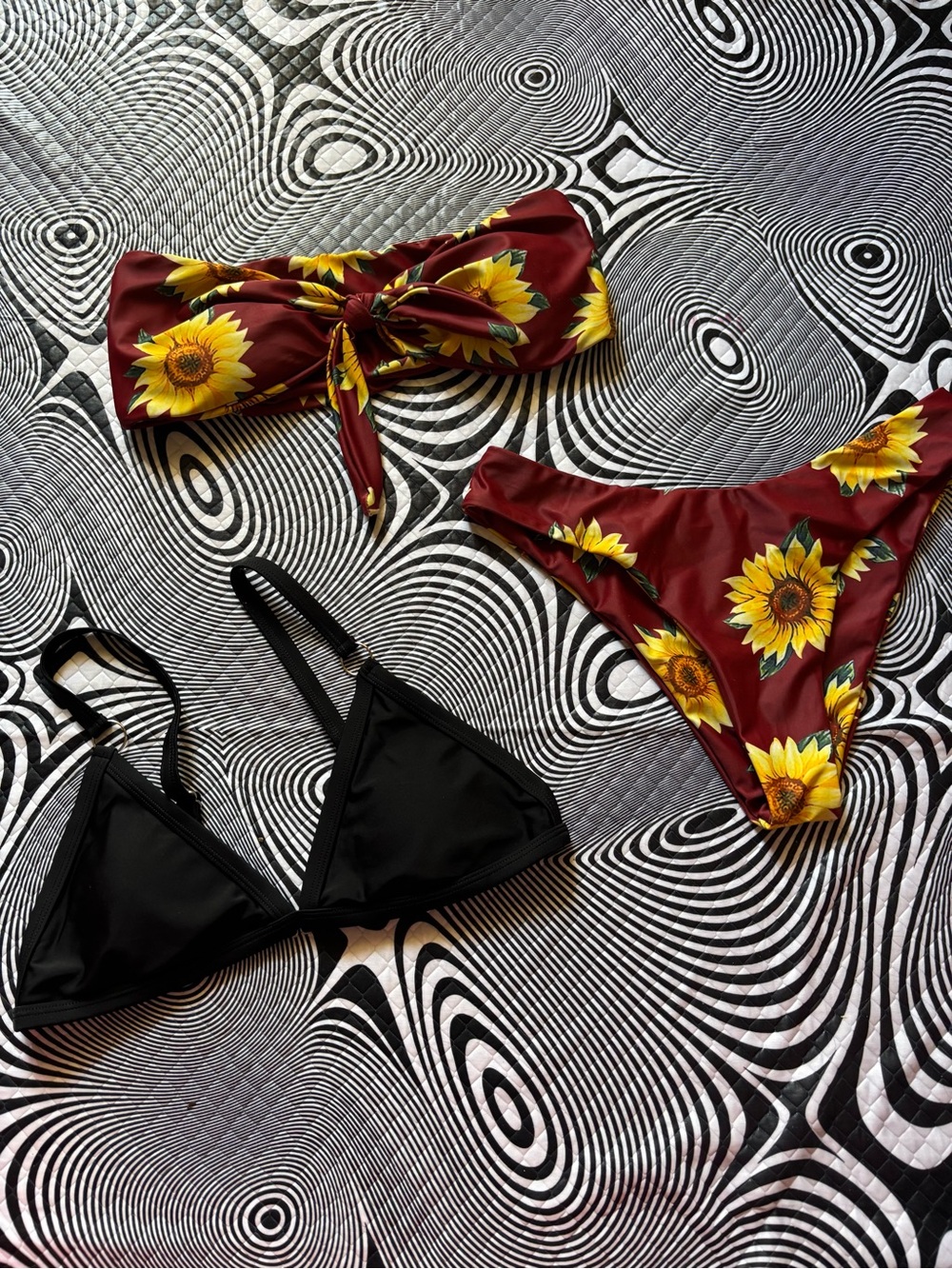Zaful Burgundy Sunflower Print Bikini Set with Black Triangle Top